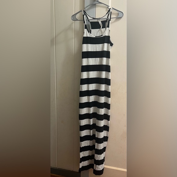 EUC Lululemon Refresh Maxi Dress - Picture 1 of 5